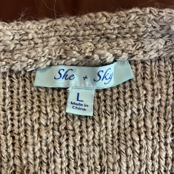 3/$15 She & Sky sweater, size L - Picture 4 of 4